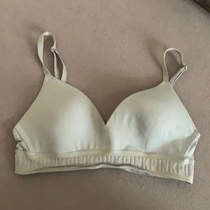 Lightly lined bra from Pink